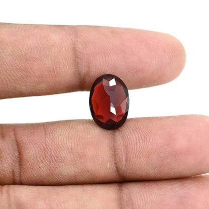 Red Garnet 8.28 Carat