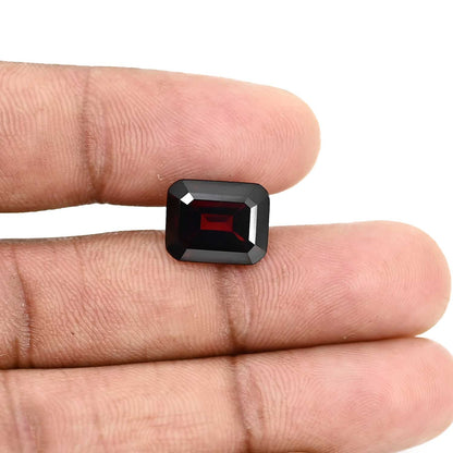 Red Garnet 8.51 Carat