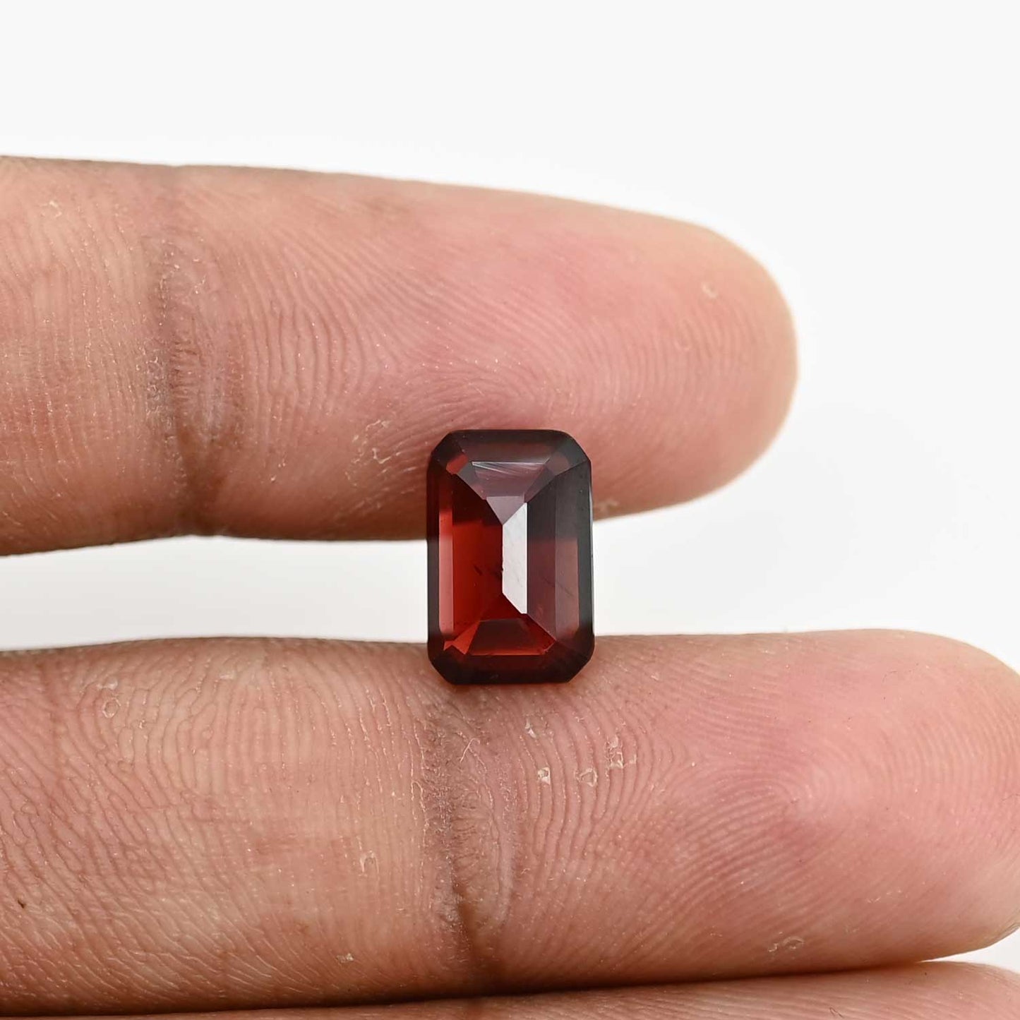 Red Garnet 4.56 Carat