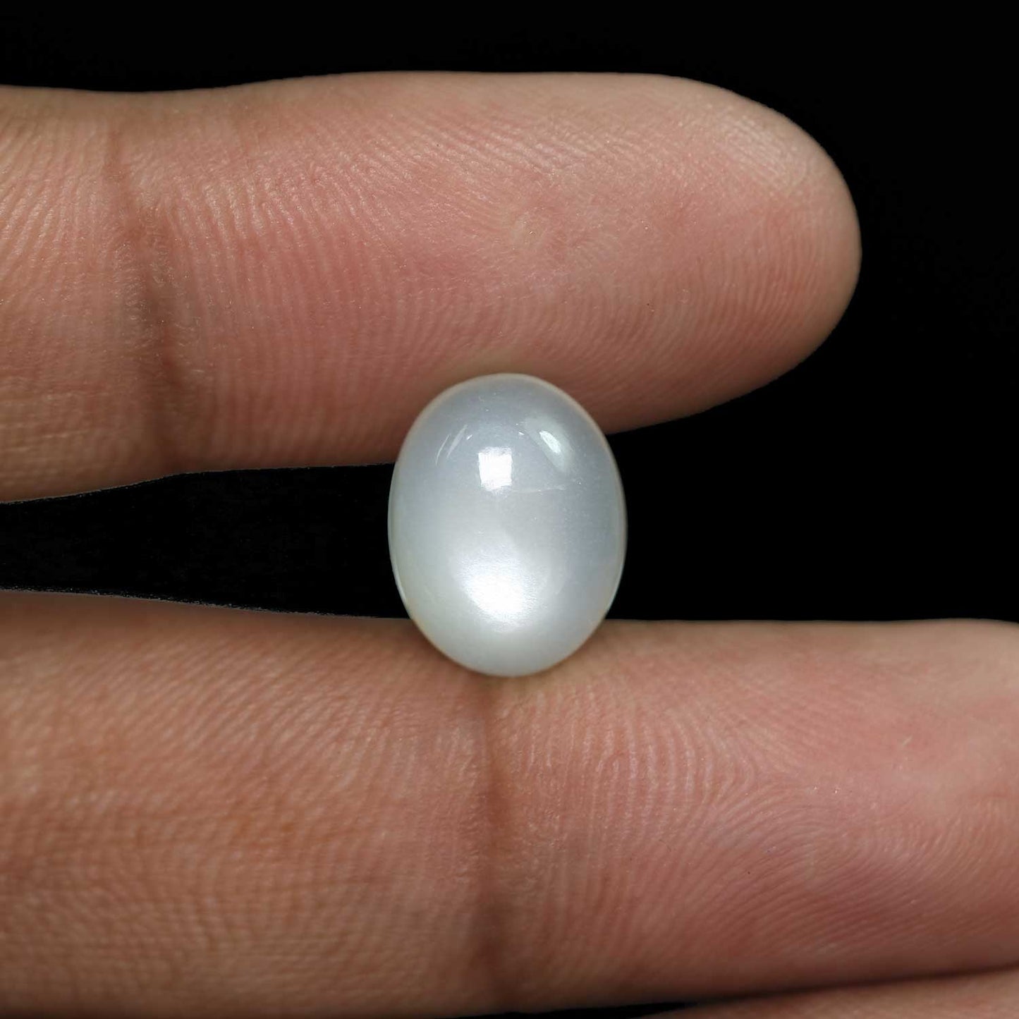 Moonstone 6.8 Carat