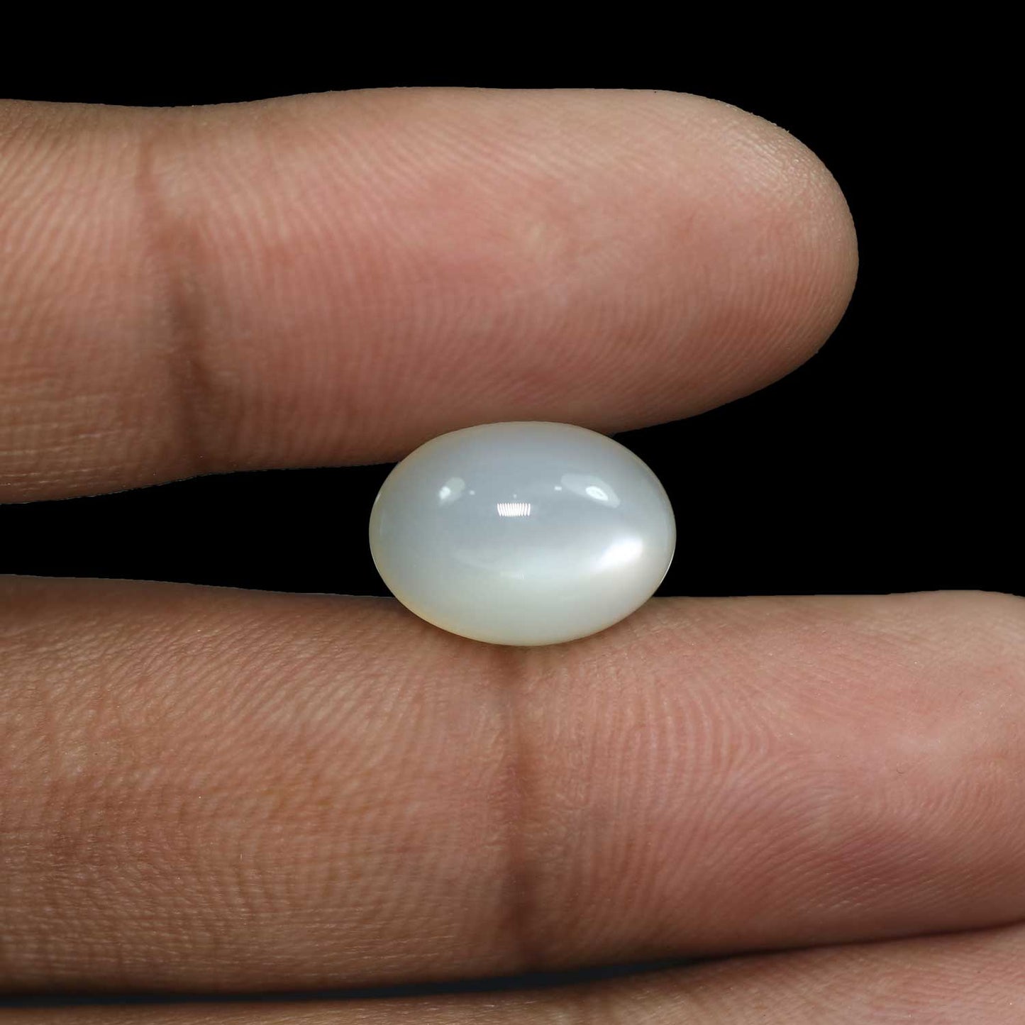 Moonstone 8.6 Carat