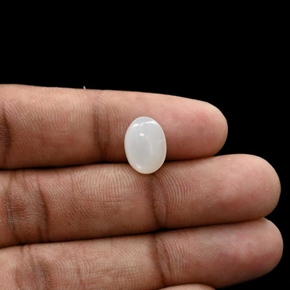 Moonstone 4.75 Carat