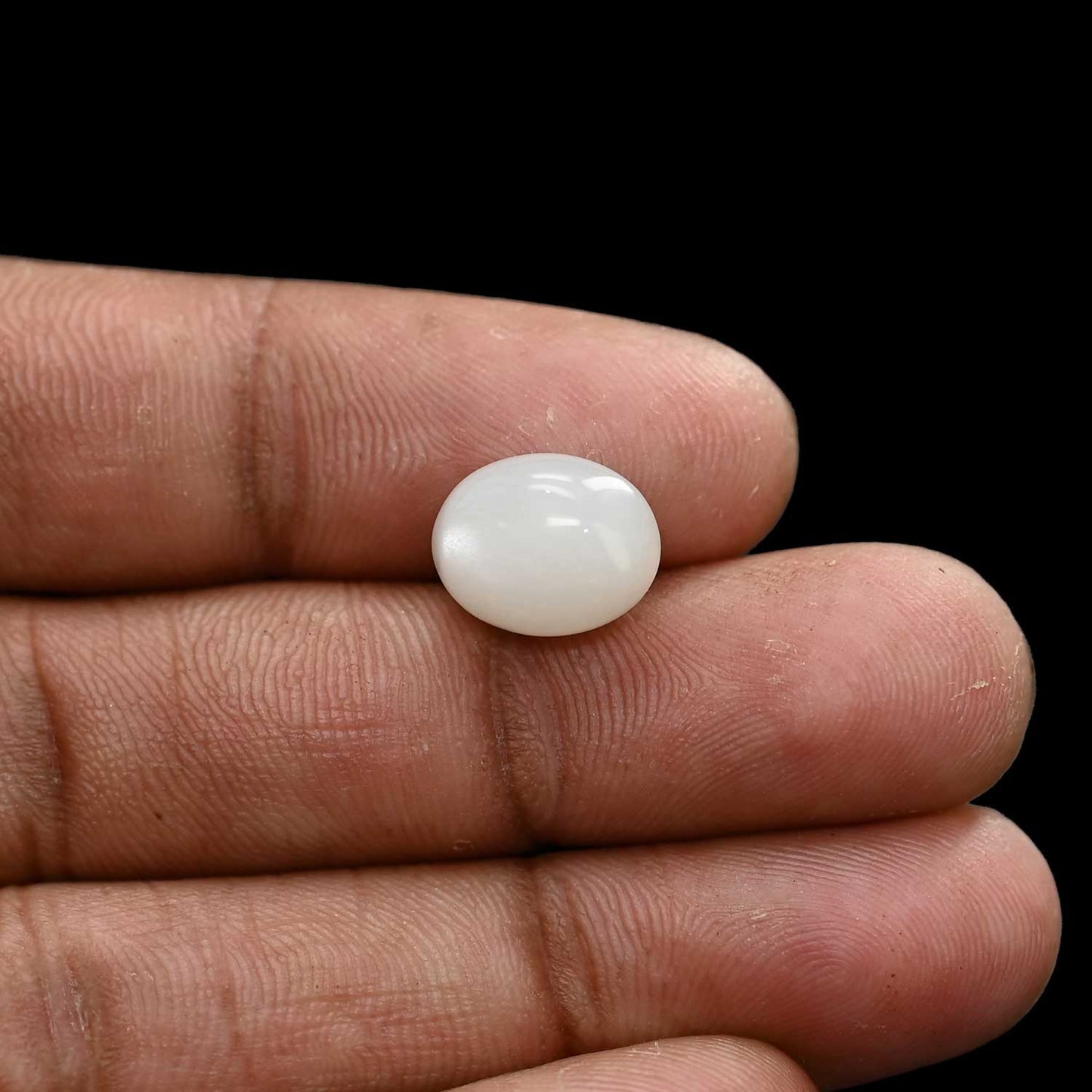 Moonstone 4.37 Carat