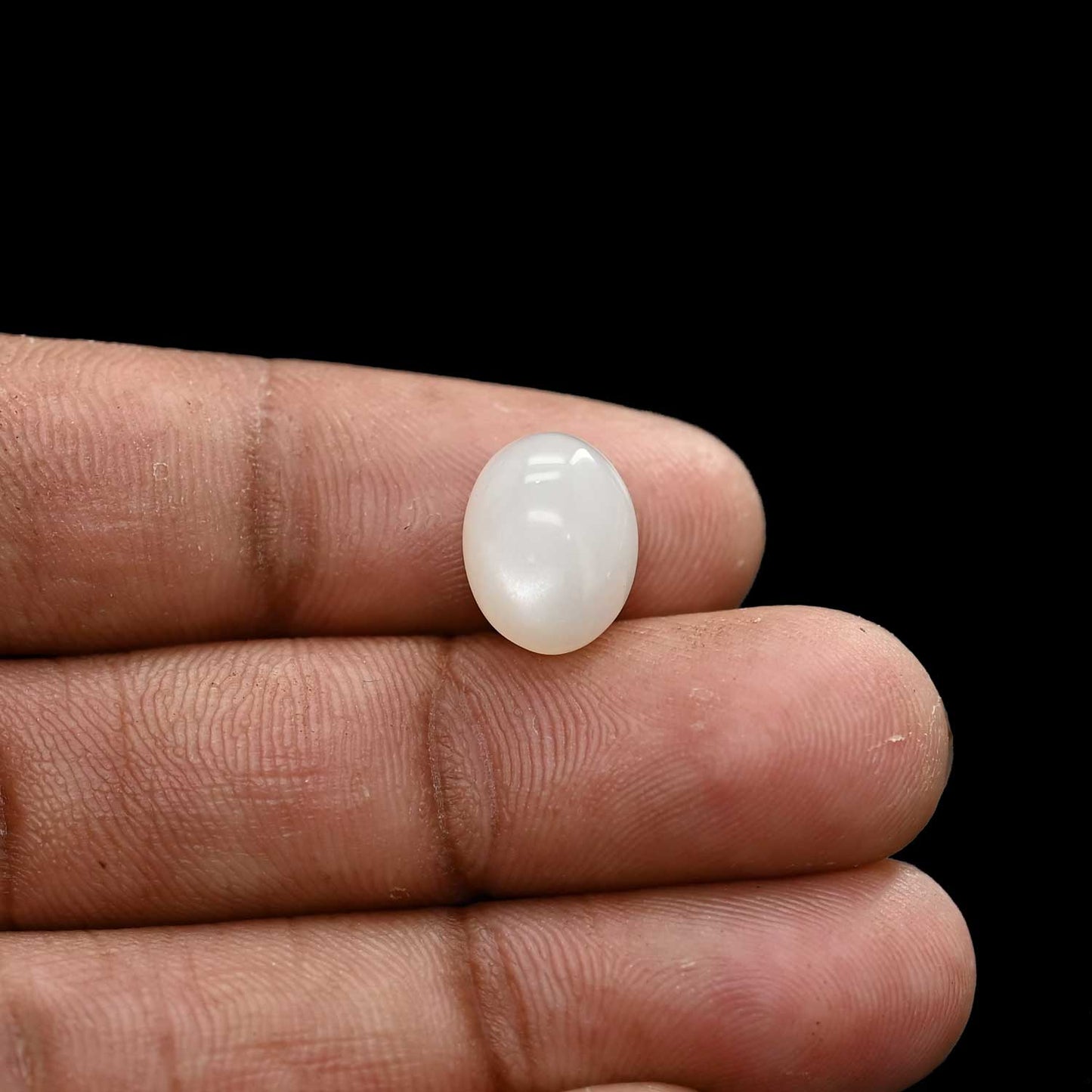 Moonstone 4.37 Carat