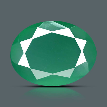 Green Onyx (Chalcedony) Cts 5.5