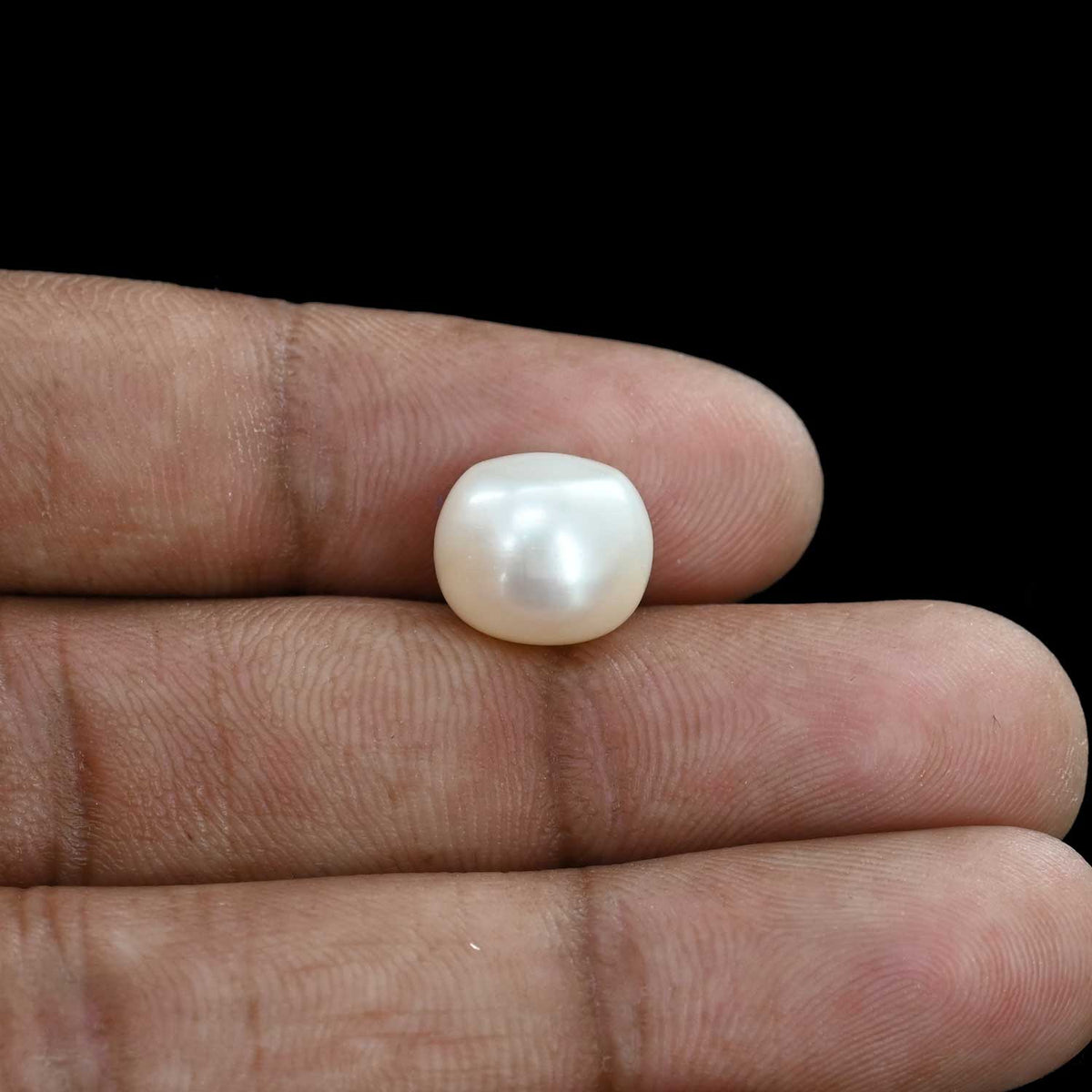 Fresh Water Pearl (Moti) 9.8 Carat