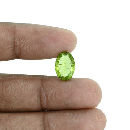 Peridot 4.01 Carat
