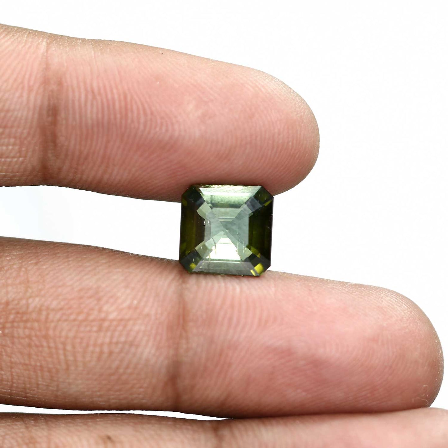 Natural Tourmaline Cts 5.22 Ratti 5.74