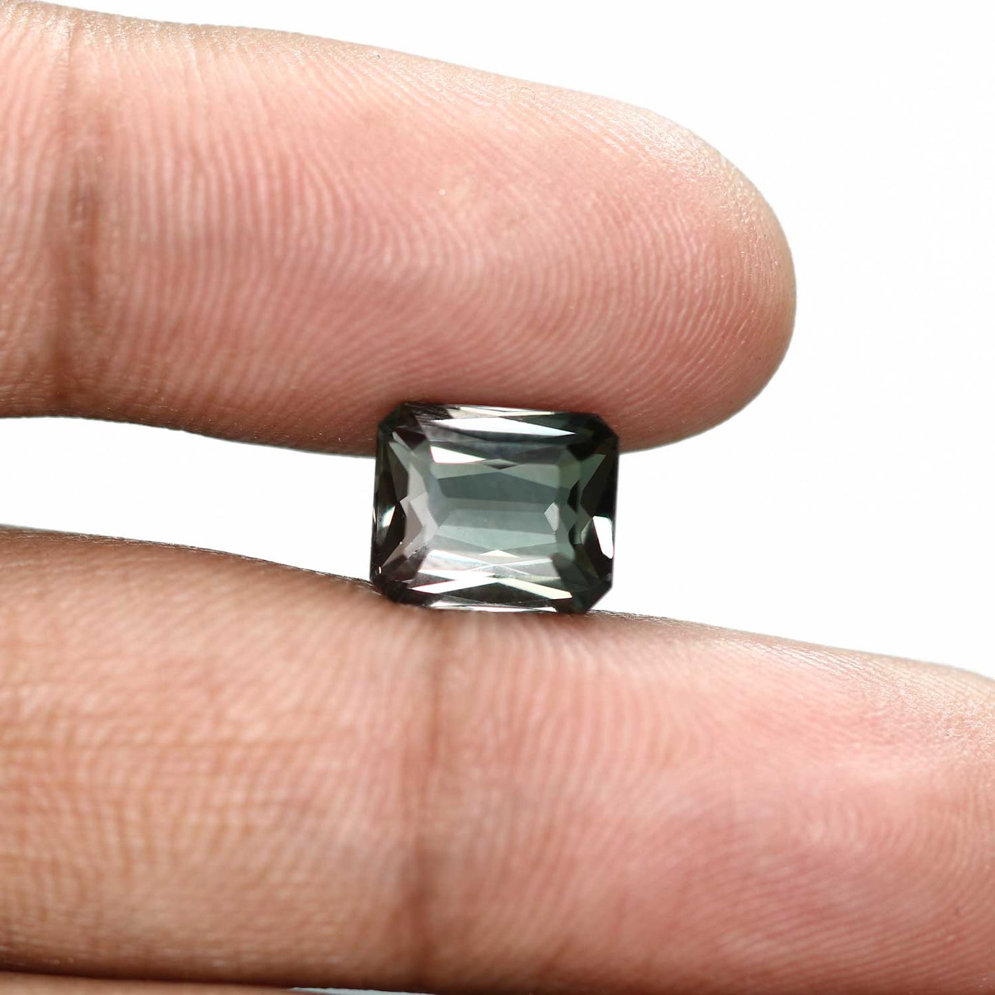 Natural Tourmaline Cts 5.23 Ratti 5.75