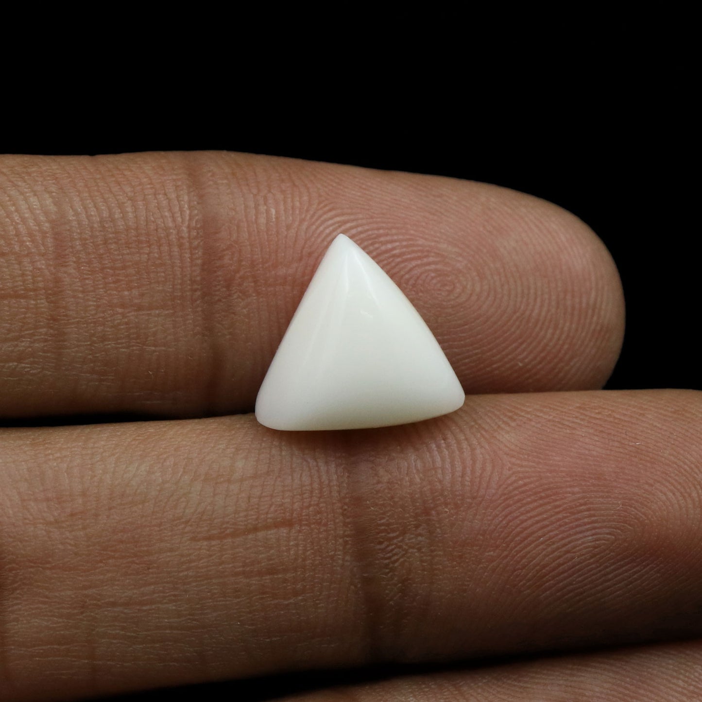 Japani White Coral 8.09 Carat