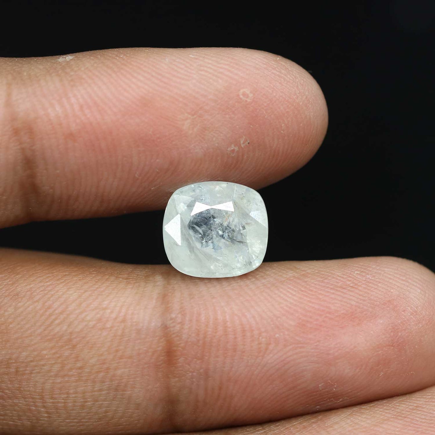 Ceylon White Sapphire 7.23 Carat