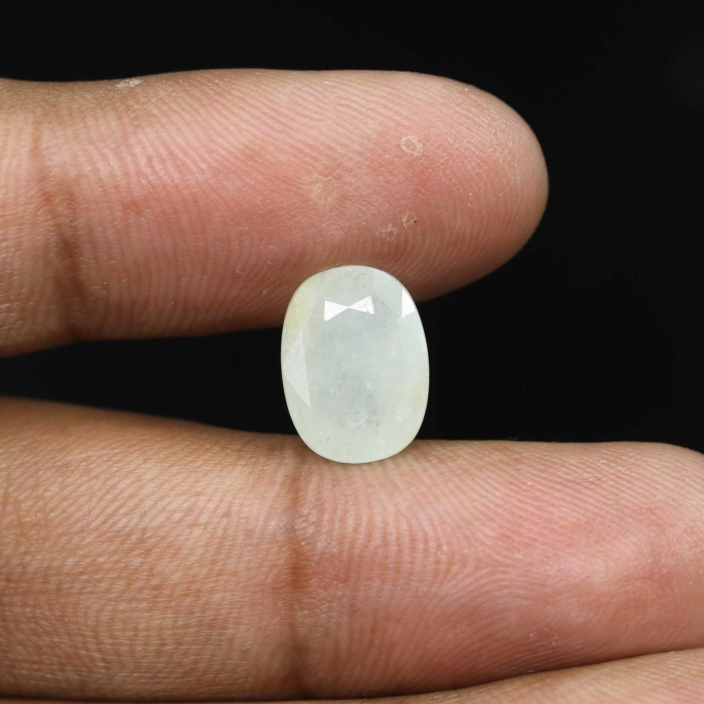 Ceylon White Sapphire 6.87 Carat