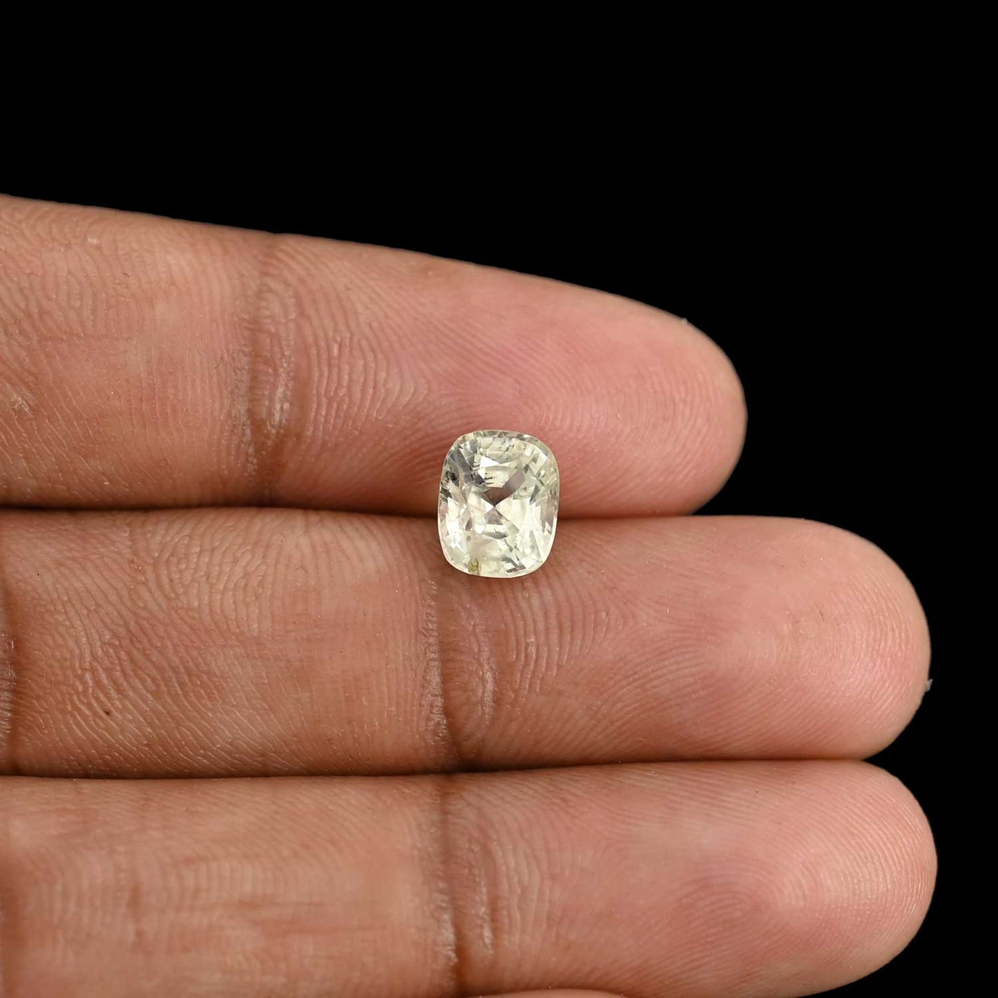 Ceylon White Sapphire 2.72 Carat