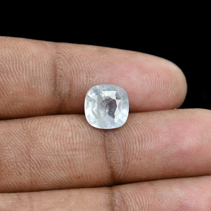 WHITE SAPPHIRE 4.2 CARAT