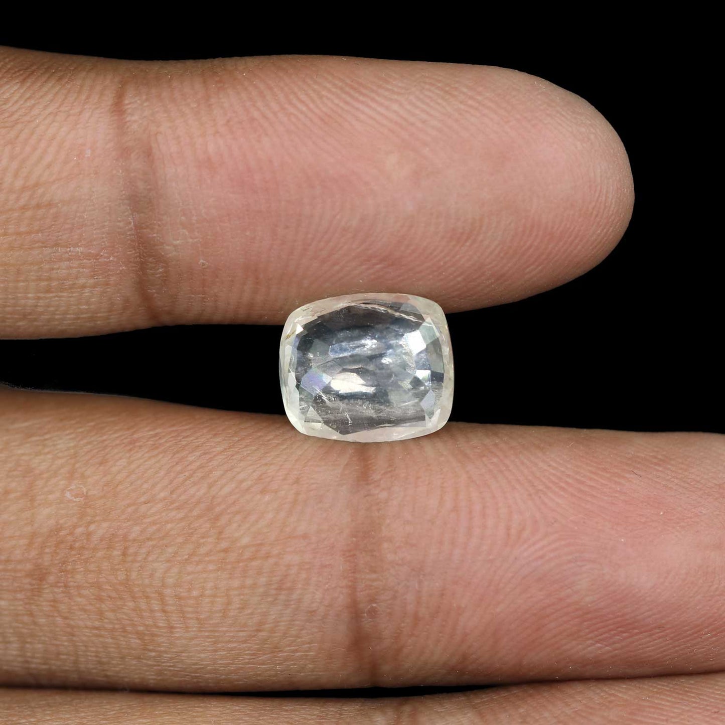 Ceylon White Sapphire 6.92 Carat