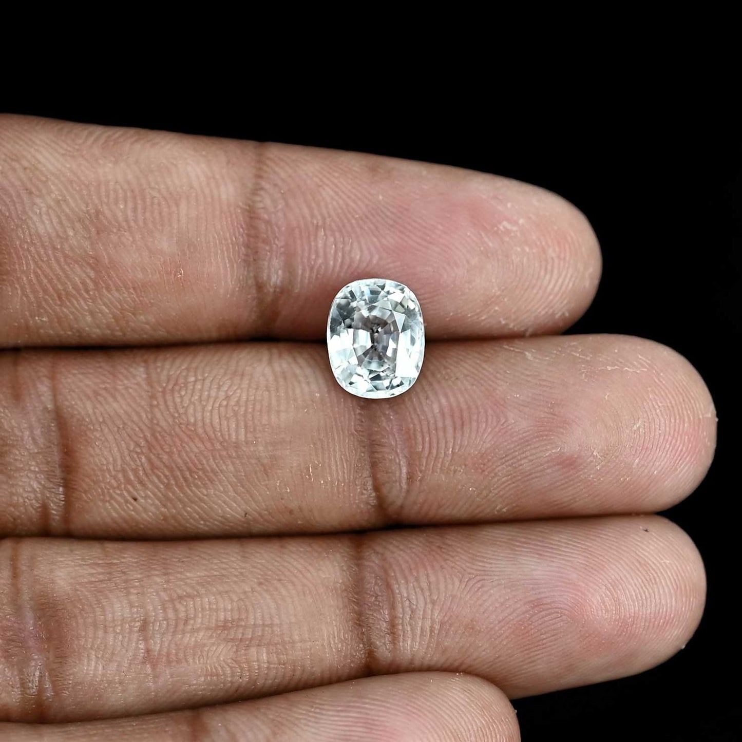 White Zircon Carat 4.08