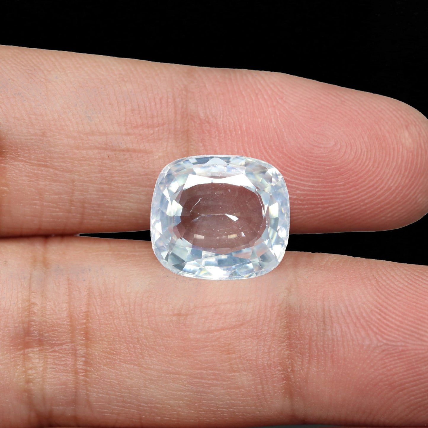 White Zircon 12.32 Carat