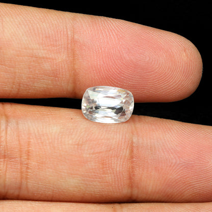 White Zircon 5.55 Carat