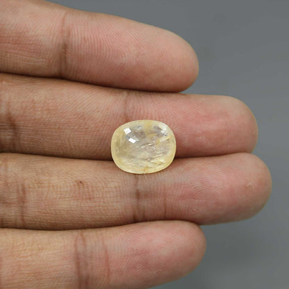 Ceylon Yellow Sapphire - 11.77 Carat