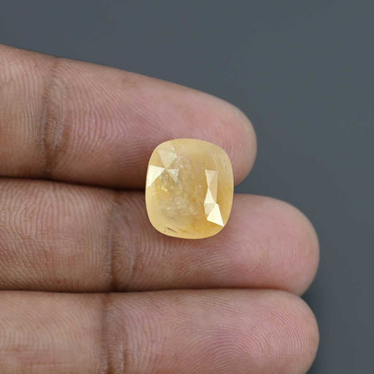 Yellow Sapphire (Pukhraj) Myanmar (Burma) Cts 9.68 Ratti 10.64