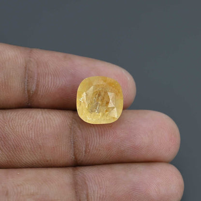 Yellow Sapphire - 10.95 Carat