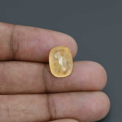 Yellow Sapphire - 7.79 Carat
