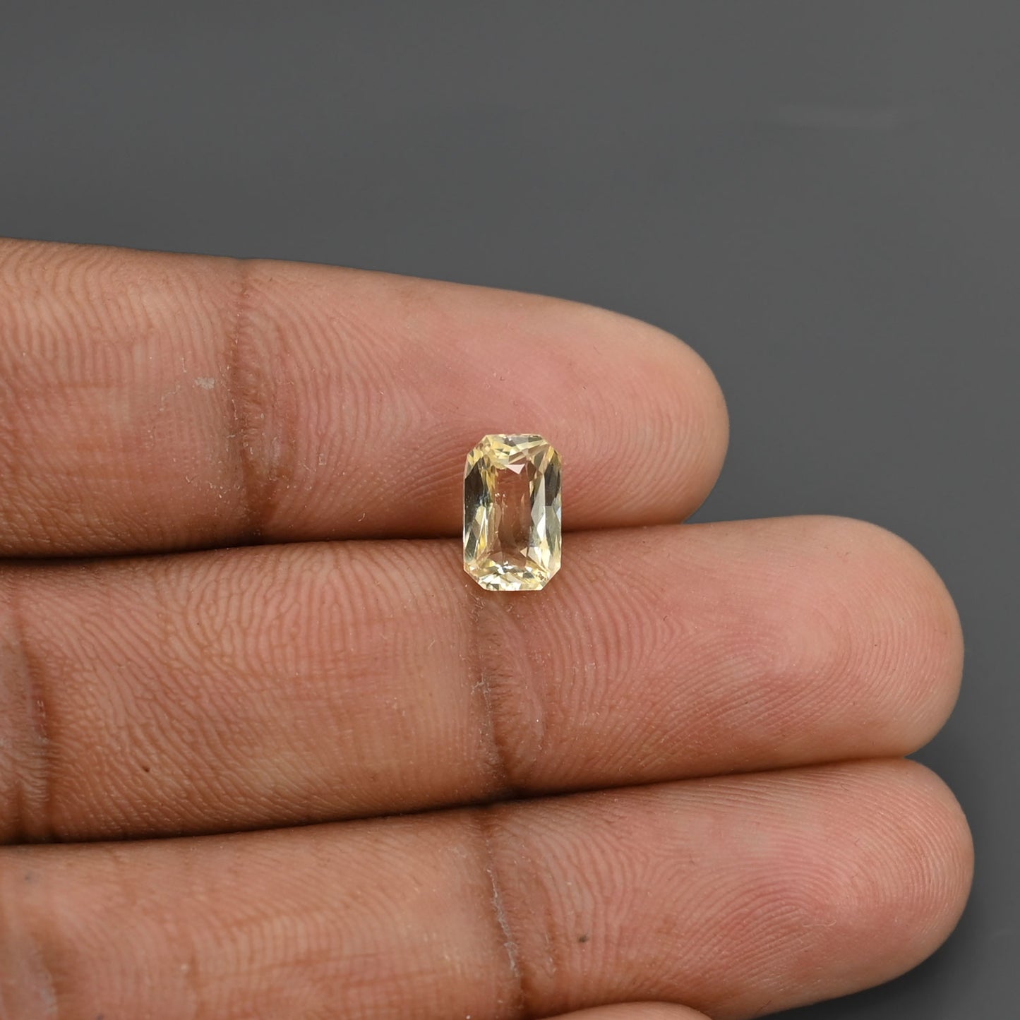 Ceylon Yellow Sapphire Carat 2.04