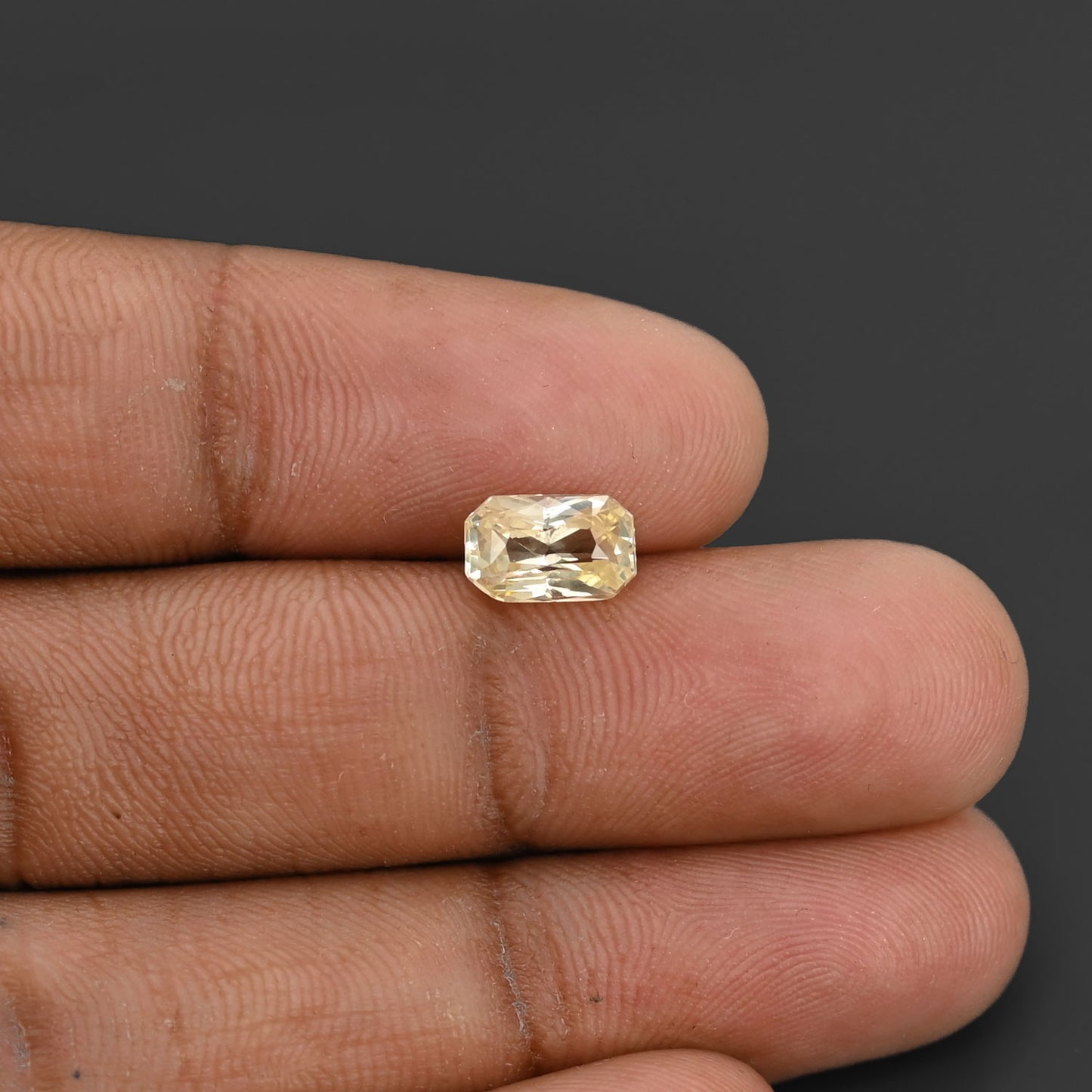 Ceylon Yellow Sapphire Carat 2.04