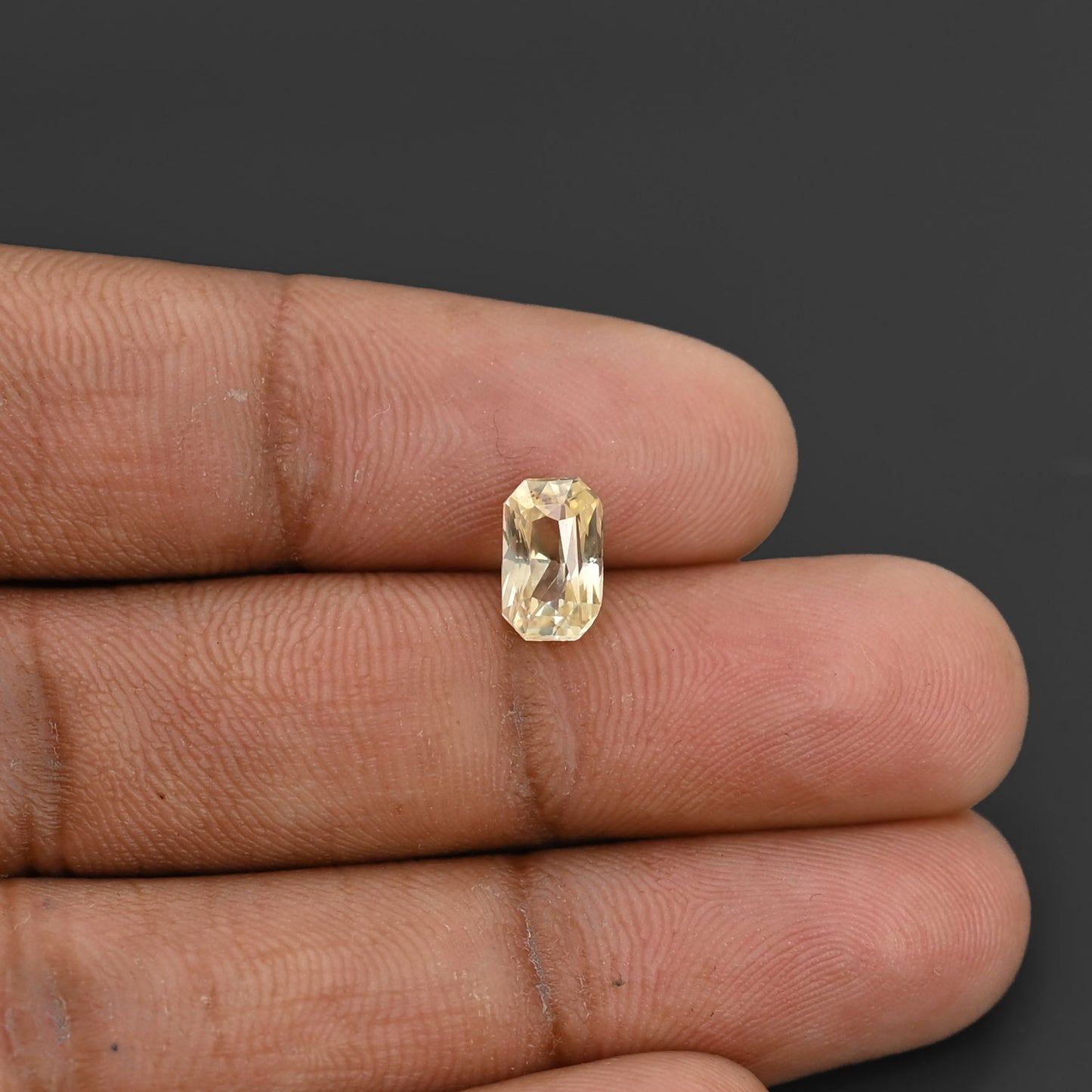 Ceylon Yellow Sapphire Carat 2.04