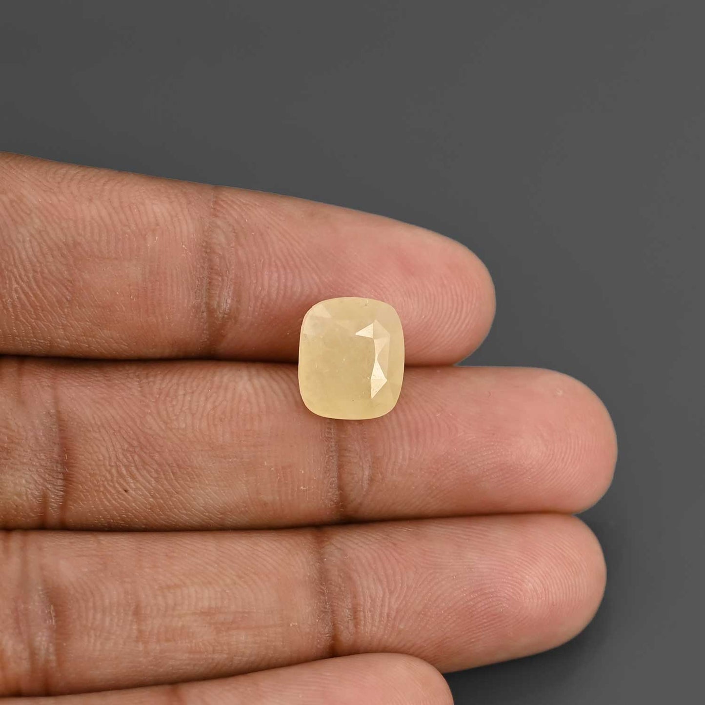 Yellow Sapphire (Pukhraj) - 6.42 Carat