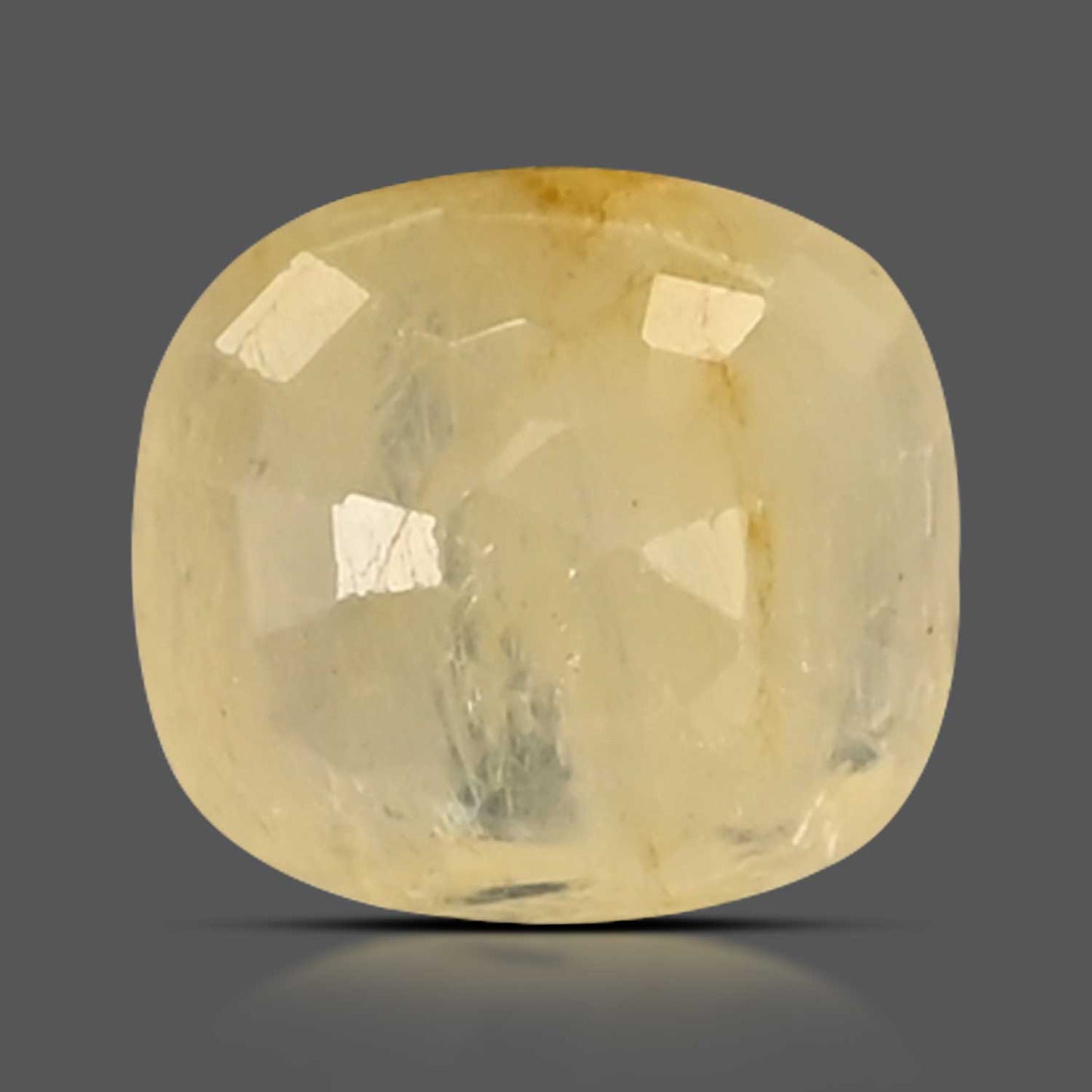 Yellow Sapphire - 8.69 Carat