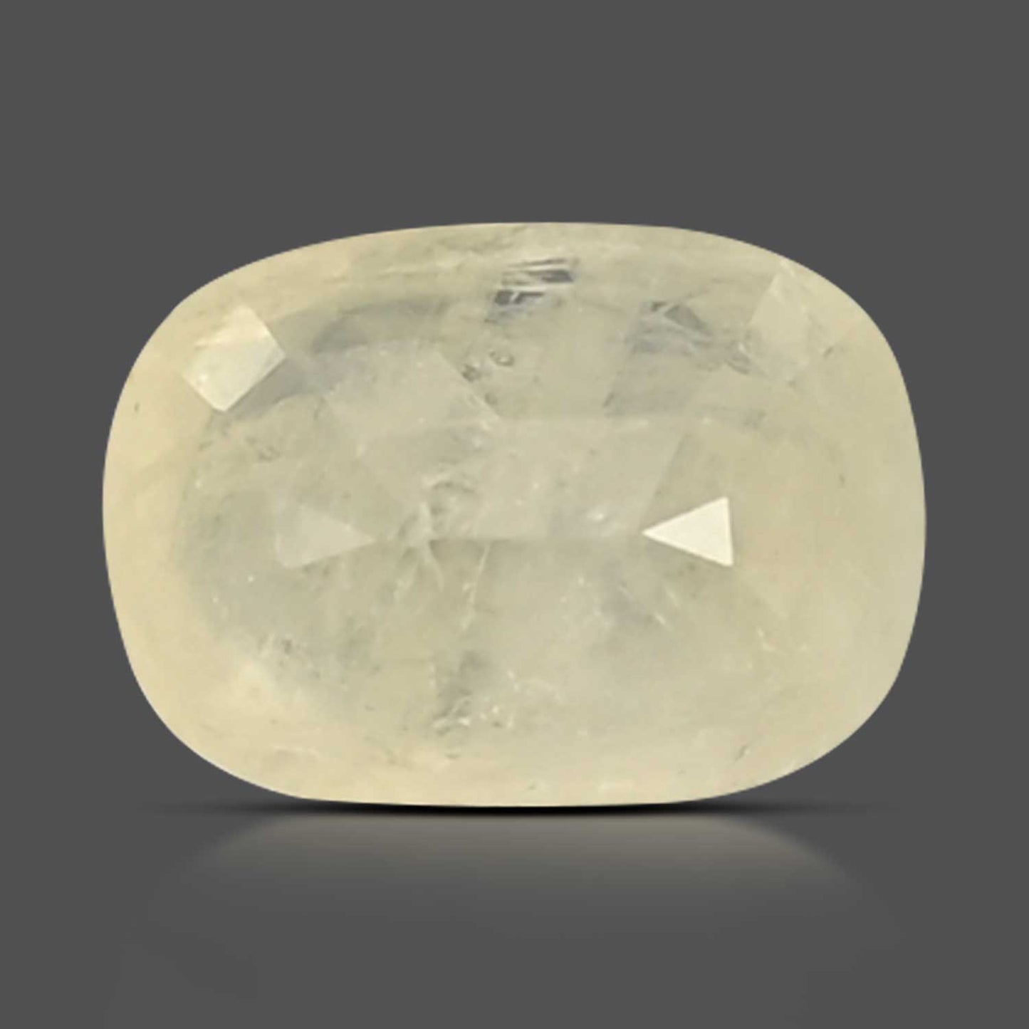 Yellow Sapphire - 5.69 Carat