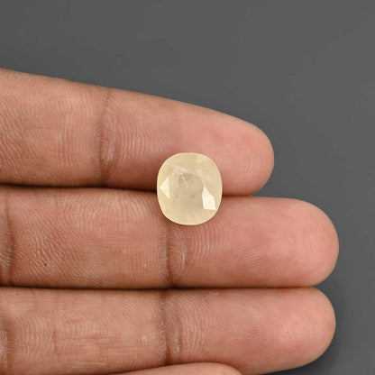 Yellow Sapphire - 6.5 Carat