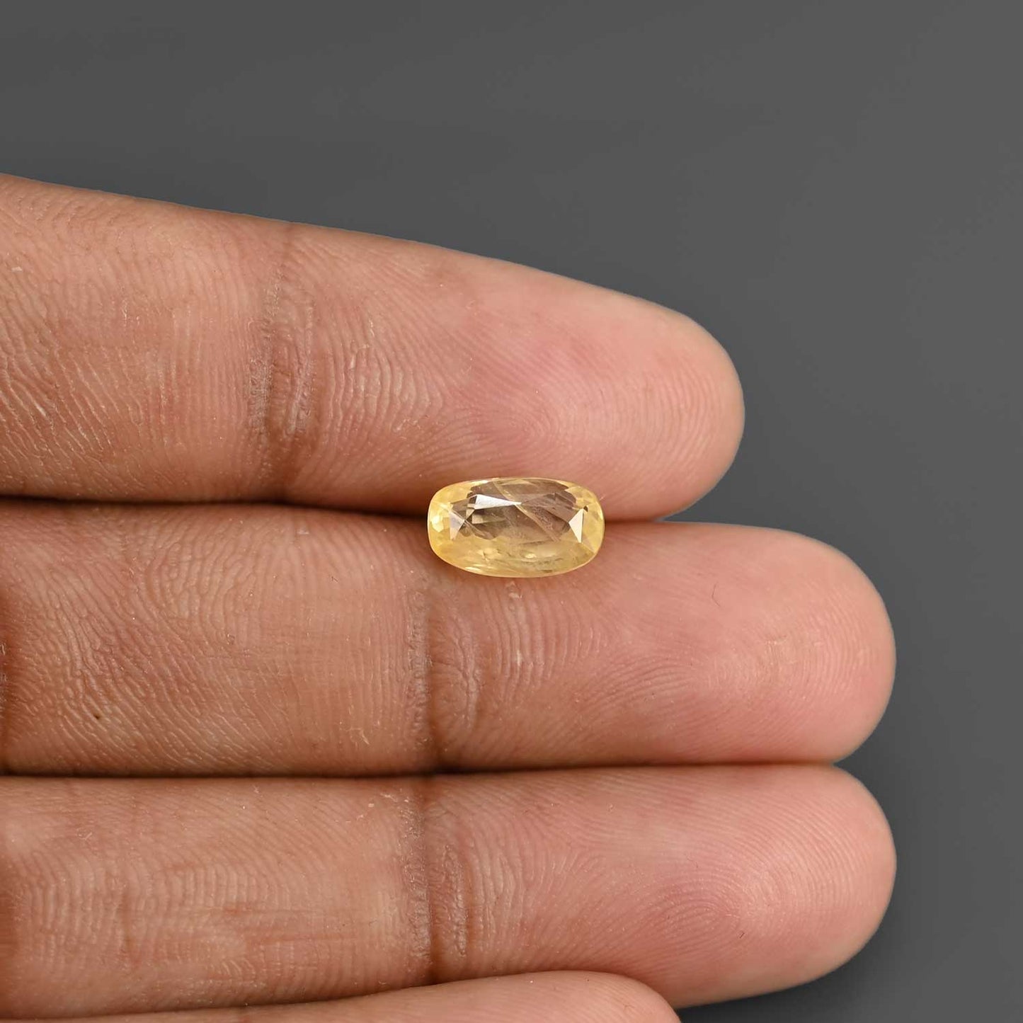 Ceylon Yellow Sapphire - 3.29 Carat