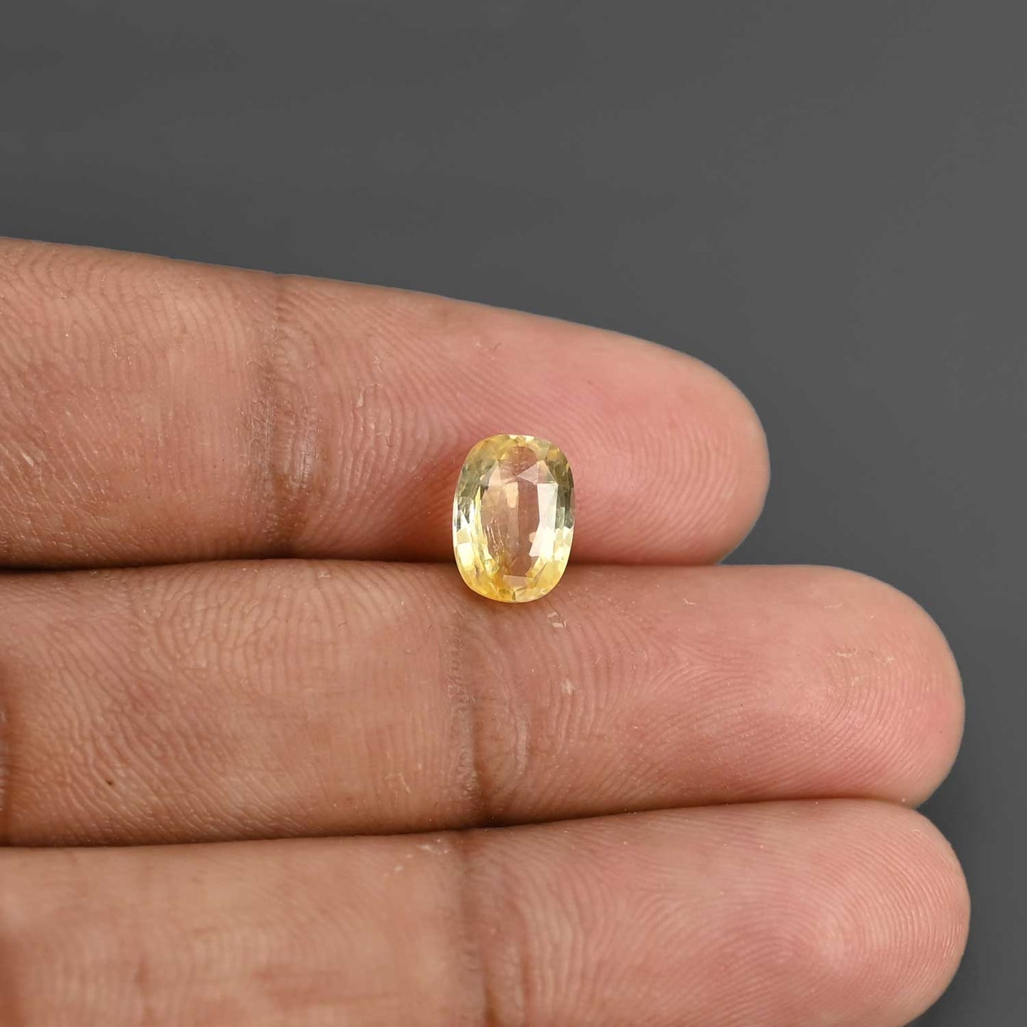 Ceylon Yellow Sapphire - 2.52 Carat