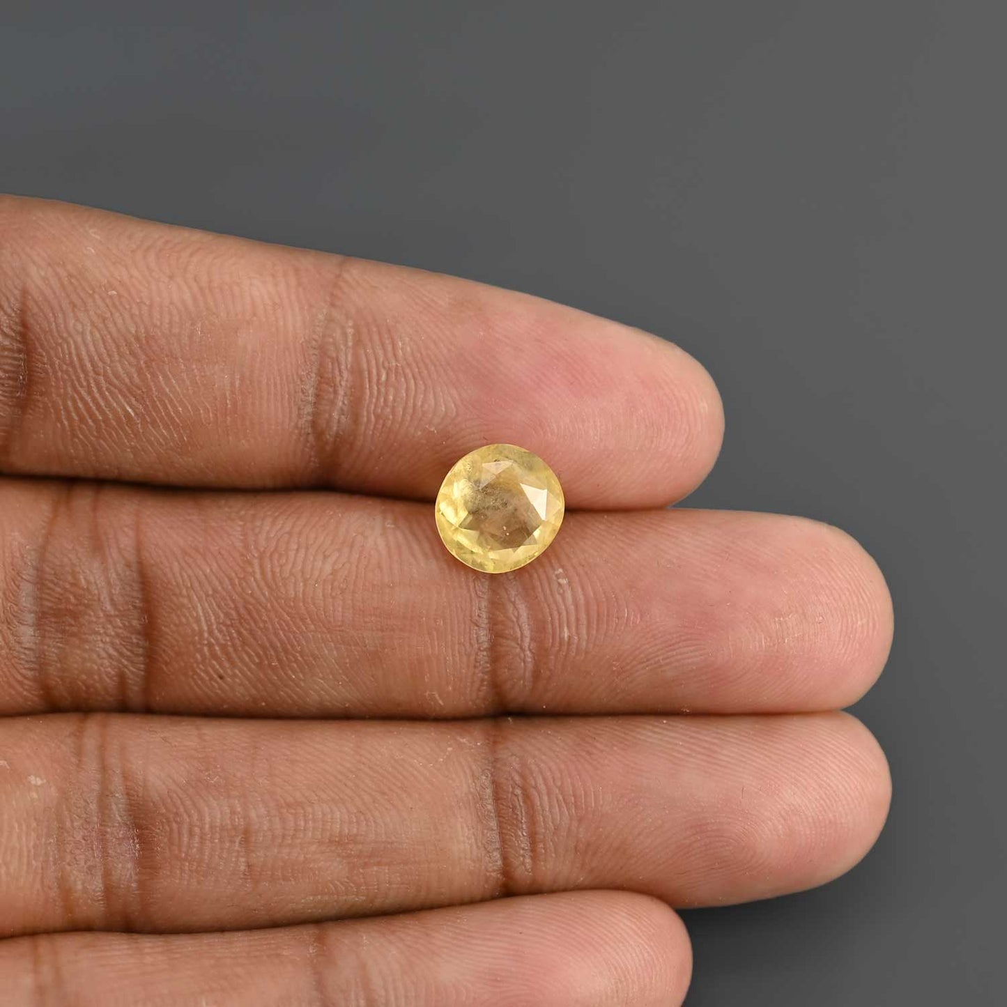 Ceylon Yellow Sapphire - 3.98 Carat