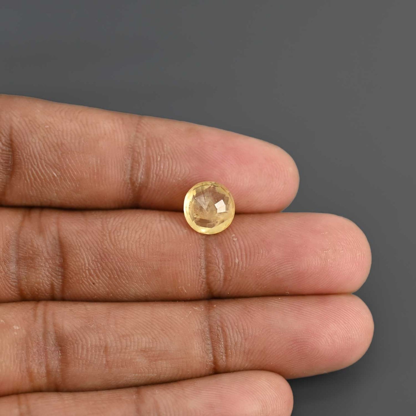 Ceylon Yellow Sapphire - 3.98 Carat