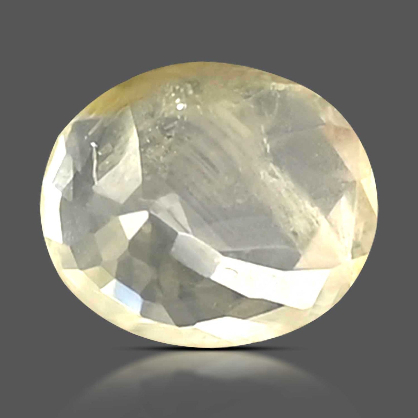Ceylon Yellow Sapphire - 3.81 Carat