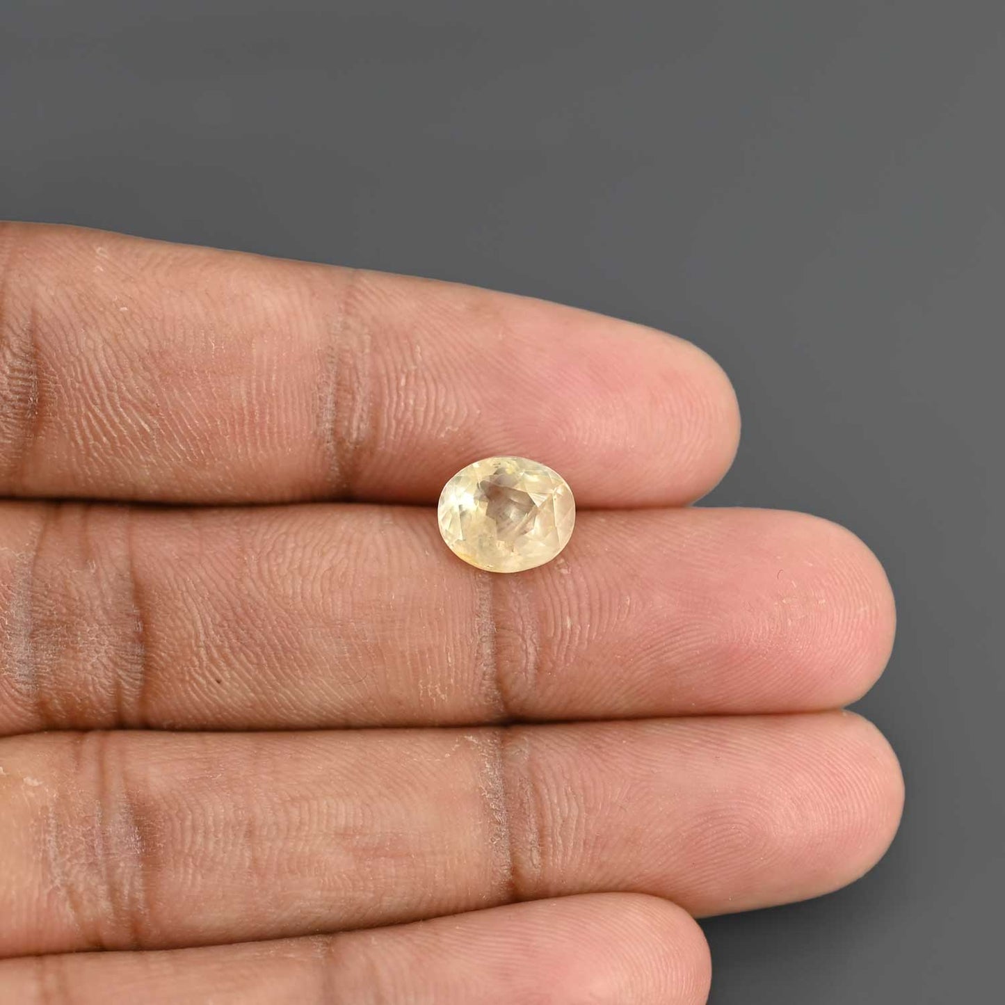 Ceylon Yellow Sapphire - 3.81 Carat