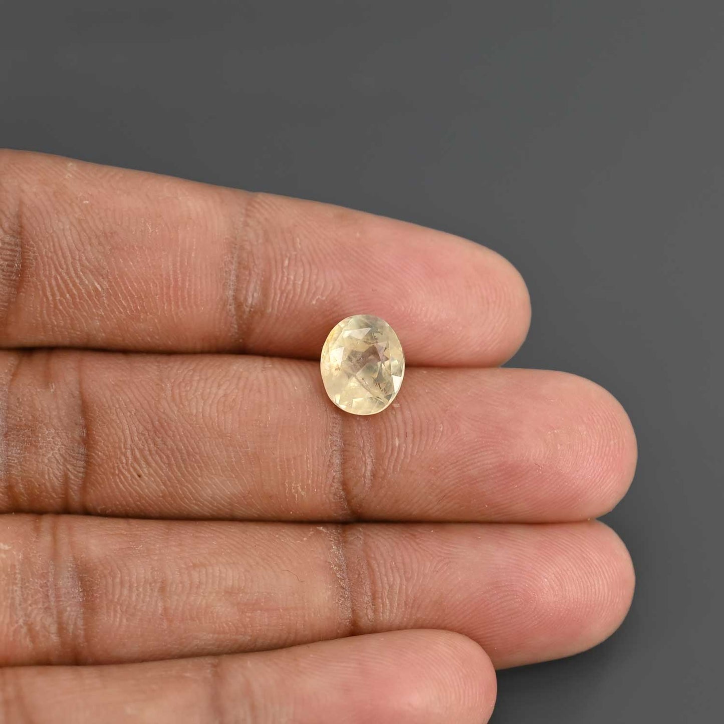 Ceylon Yellow Sapphire - 3.81 Carat