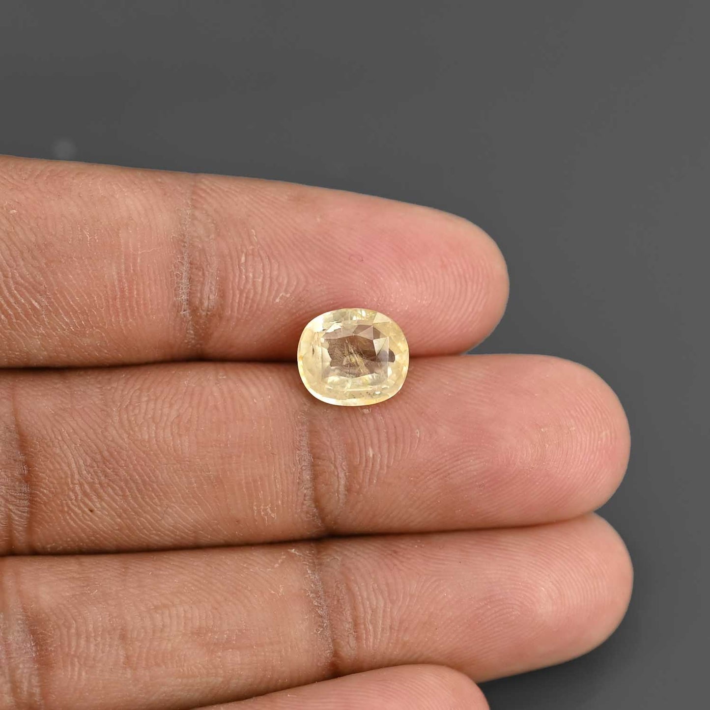 Ceylon Yellow Sapphire - 3.45 Carat
