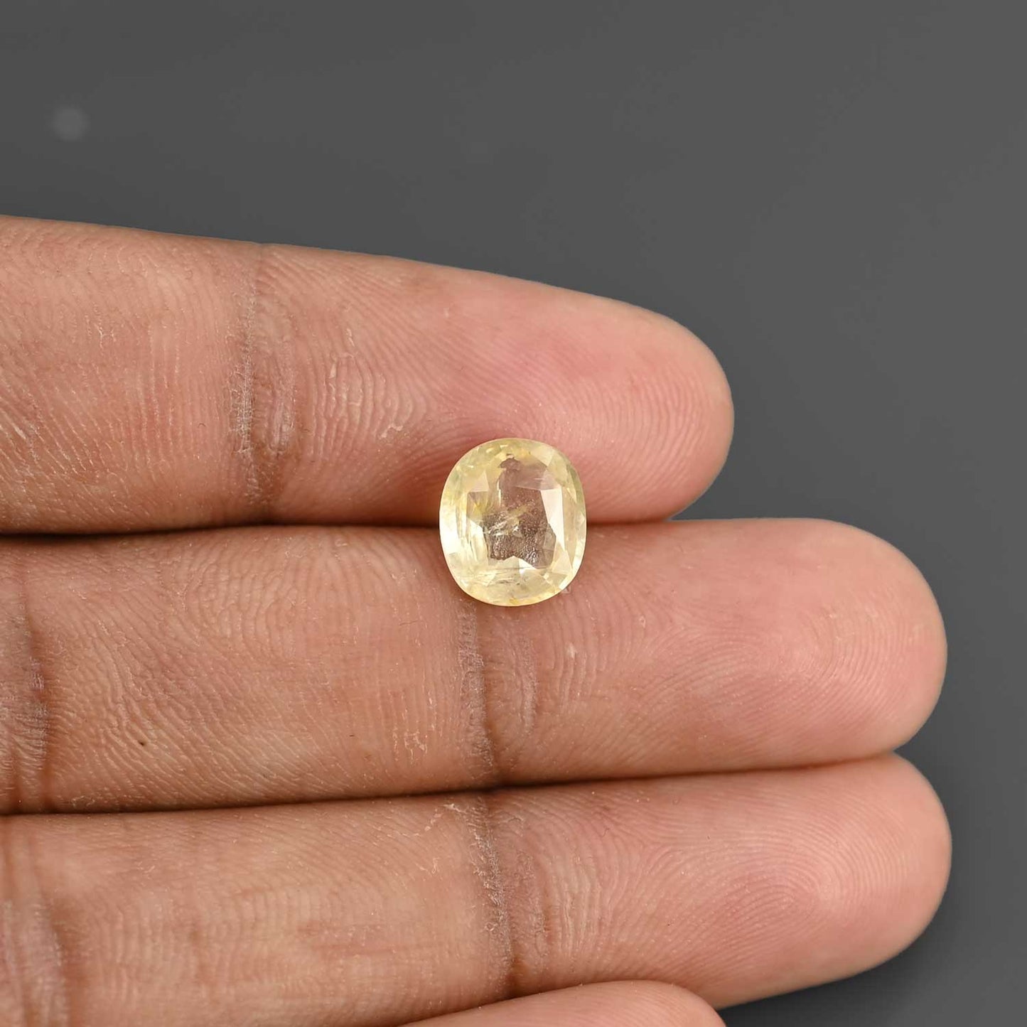 Ceylon Yellow Sapphire - 3.45 Carat