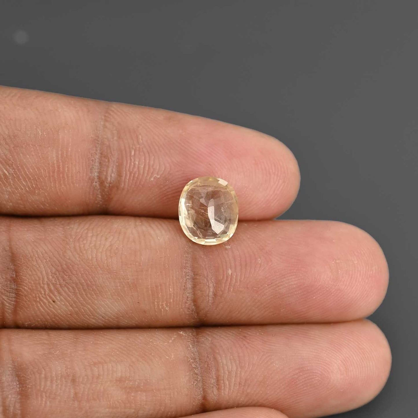 Ceylon Yellow Sapphire - 3.45 Carat