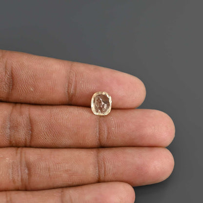 Ceylon Yellow Sapphire - 2.93 Carat