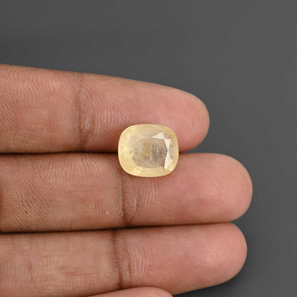 Yellow Sapphire (Pukhraj) - 7.57 Carat