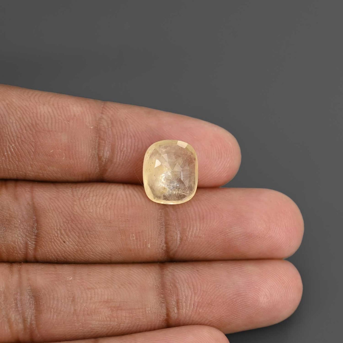 Yellow Sapphire (Pukhraj) - 7.57 Carat