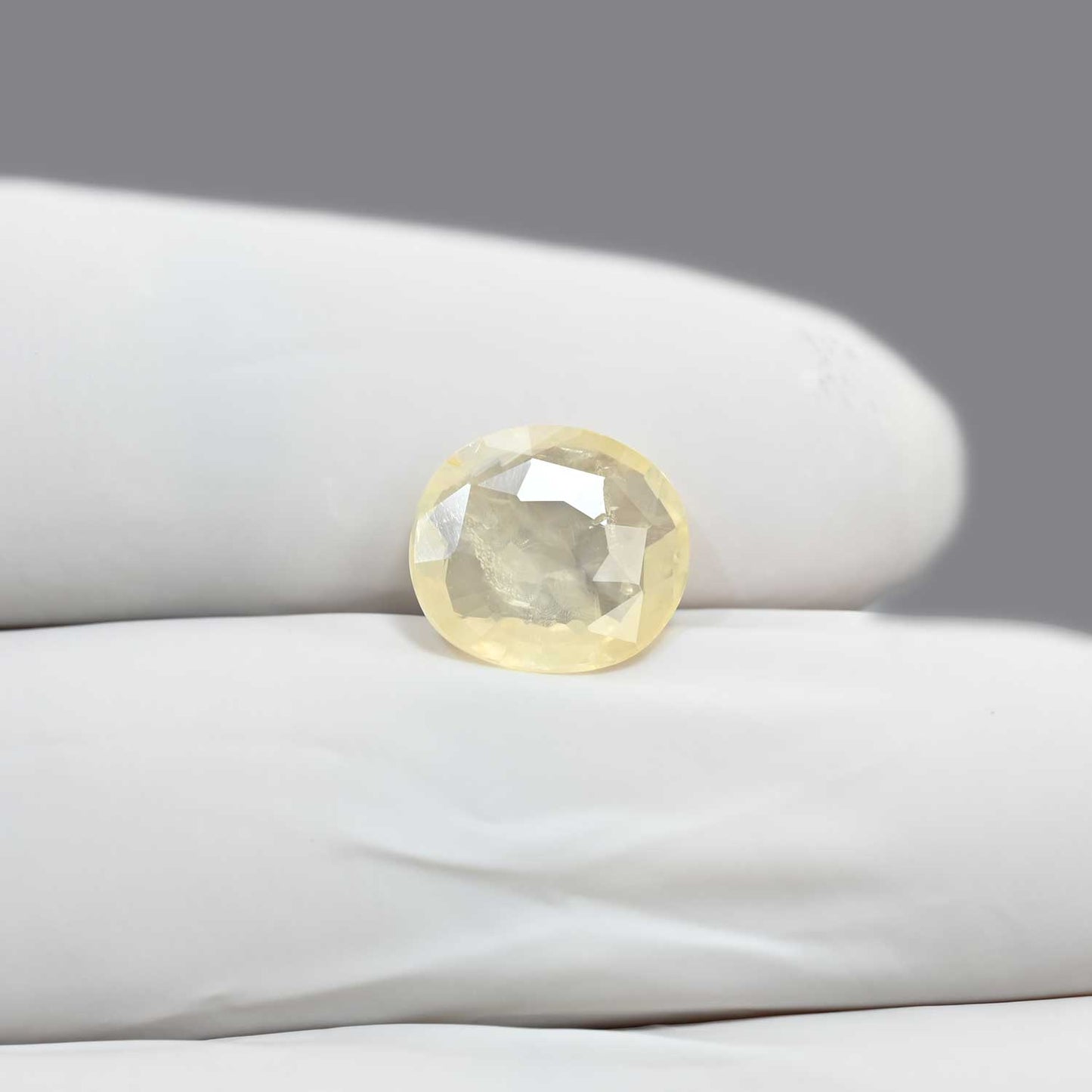 Ceylon Yellow Sapphire 3.54 Carat