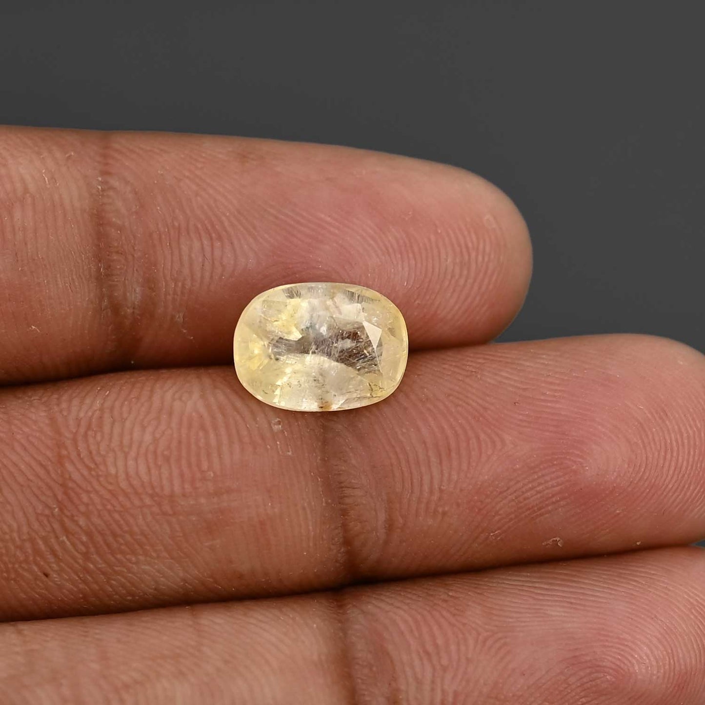 Ceylon Yellow Sapphire Carat 4.6