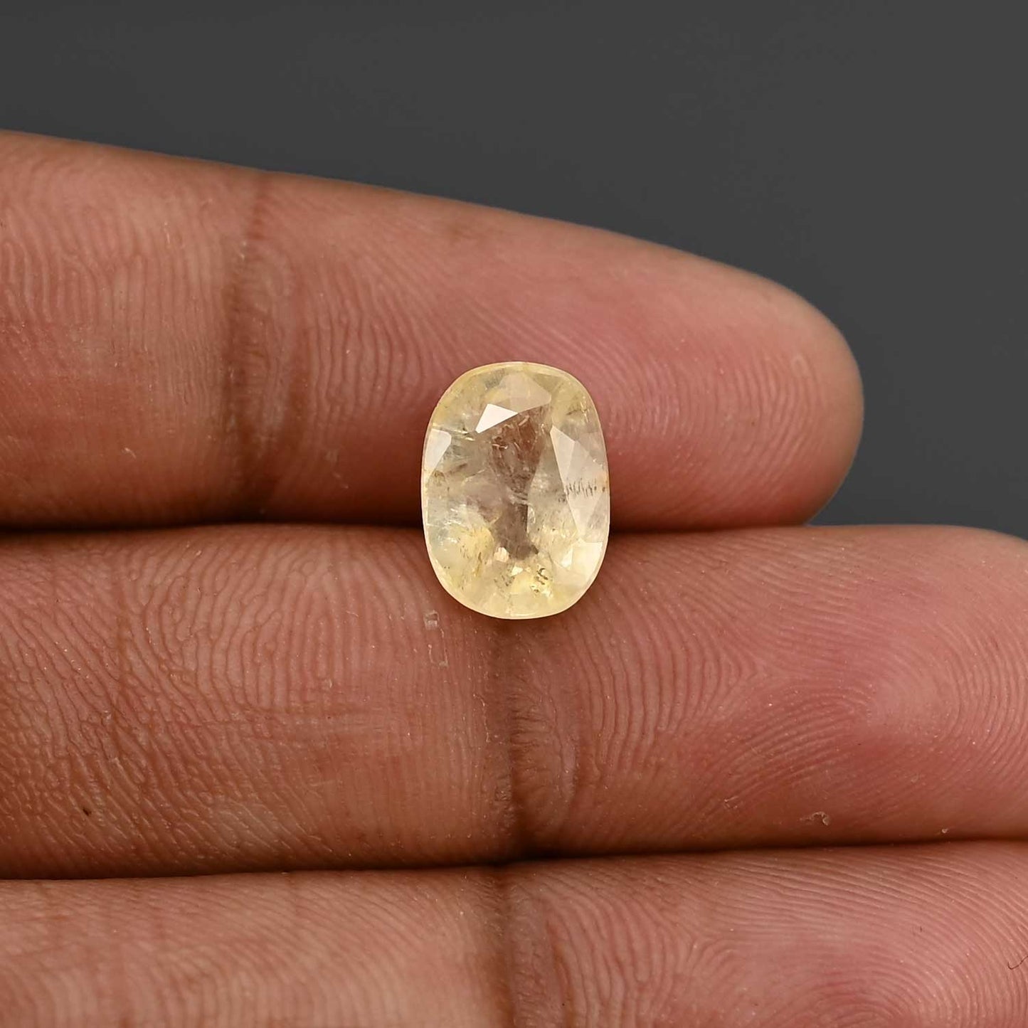 Ceylon Yellow Sapphire Carat 4.6