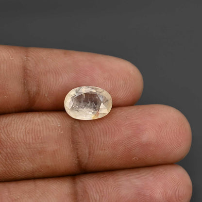 Ceylon Yellow Sapphire Carat 4.44